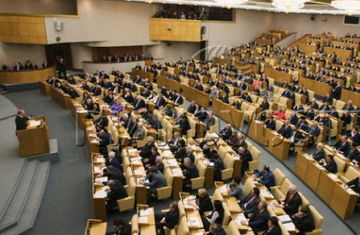 Депутаты ГД отложили борьбу с фейковыми новостями до 2018 года