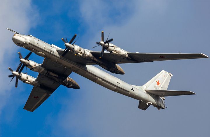 Военный эксперт: на Ту-95 обычные авиабомбы становятся высокоточными