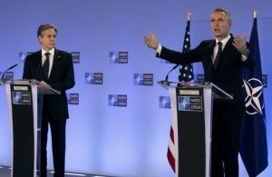 "Точки выхода" и "сохранение лица". Зачем нужна встреча НАТО в Бухаресте?