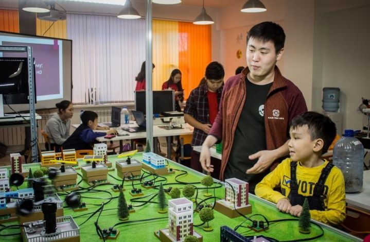 В Якутии к 2024 году в каждом районе появится детский технопарк