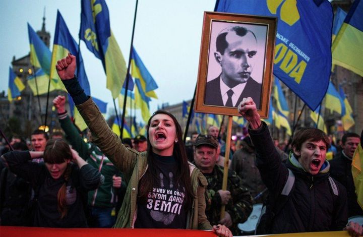 Политолог: часть украинского общества серьезно больна – ее надо лечить