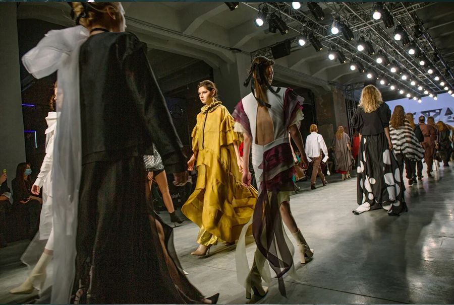 Mercedes-Benz Fashion Week Russia Mercedes-Benz Fashion Week Russia
