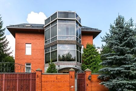 Кирпич и стекло.jpg