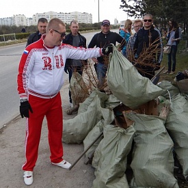 Департамент сельского хозяйства города Севастополя и подведомственные предприятия приняли участие в общегородском субботнике