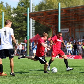 Спортсмены с особенностями развития сыграли юнифайд-матч вместе с Coca-Cola HBC Россия в Москве