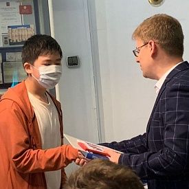 Более двухсот юных москвичей приняли участие в конкурсе детского рисунка ко Дню города