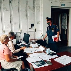 В Единый день голосования сотрудники МЧС России обеспечили безопасность на избирательных участках Севастополя