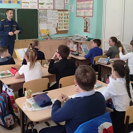 Инспекторы ГИМС провели урок по культуре безопасности для учащихся средней общеобразовательной школы №22