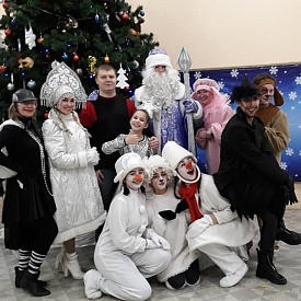 Подмосковные активисты ОНФ организовали новогодние мероприятия для детей из малообеспеченных семей
