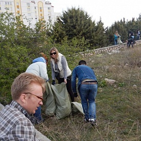 Департамент сельского хозяйства города Севастополя и подведомственные предприятия приняли участие в общегородском субботнике