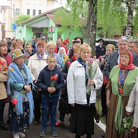 Подмосковные активисты ОНФ приняли участие в церемонии открытия обновленного воинского мемориала в деревне Захарково